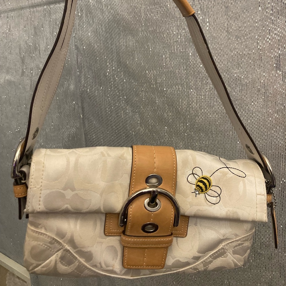 Beautiful coach soho bee shoulder bag